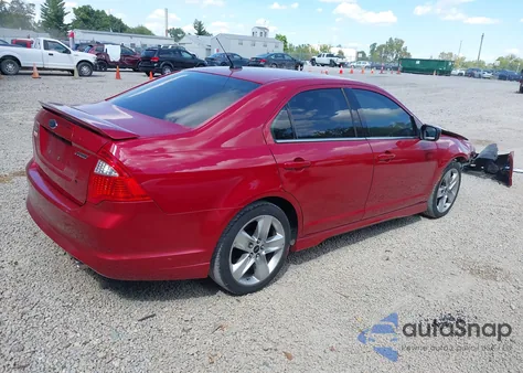 2010 Ford Fusion Sport z USA, uszkodzony, nr VIN 3FAHP0KCXAR159881